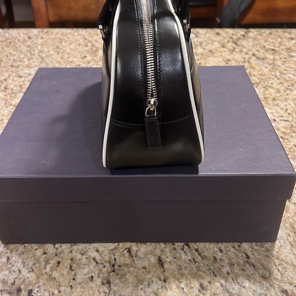Prada Bag - Picture 7 of 10